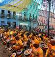Olodum comandou a torcida no Pelourinho, em Salvador  Foto: Davi Valadares/Terra