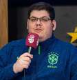 O nome da Copa: Casimiro Miguel ofusca a Globo com seu jeito descontraído de transmitir futebol Foto: Reprodução