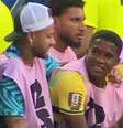 Endrick desabafou com Neymar durante jogo do Brasil e Marrocos  Foto: Reprodução/TV Globo