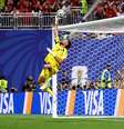 Vozinha, goleiro de Cabo Verde, fechou o gol contra a Espanha  Foto: Getty Images