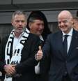 Presidente da FIFA, Gianni Infantino, em um camarote durante a partida entre Irã e Nova Zelândia, no Estádio de Los Angeles, na Copa  Foto: Shaun Clark/ISI Photos/ISI Photos via Getty Images