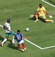 Mbappé marca para a França  Foto: Darrian Traynor/ Getty Images
