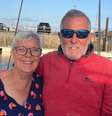 Jane e Alan Kelvey tiveram um incidente com um navio de guerra russo no Canal da Mancha  Foto: Jane e Alan Kelvey / BBC News Brasil