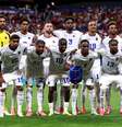 Seleção de Cabo Verde com uniforme branco contra a Espanha  Foto: Mattia Ozbot/Getty Images