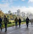 Previsão do tempo em Porto Alegre hoje: veja como fica o clima neste domingo  Foto: Imagem: gerada por IA / Portal Terra / TerrAI