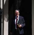 Keir Starmer é mais um premiê britânico a enfrentar problemas para se manter no cargo  Foto: EPA / BBC News Brasil