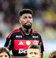 Emerson Royal defende o Flamengo desde 2025 - Foto: Adriano Fontes / Flamengo / Jogada10