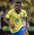 Rayan será titular no lugar de Raphinha no jogo contra a Escócia.  Foto: Futebol BR