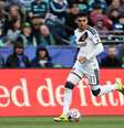 Gabriel Pec durante partida do Los Angeles Galaxy contra o Seattle Sounders, pela MLS Foto: Olivia Vanni/Getty Images / Esporte News Mundo