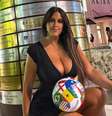 Claudia Romani, a modelo é conhecida nas redes sociais como a "árbitra mais bonita do mundo".  Foto: Reprodução/ Redes Sociais
