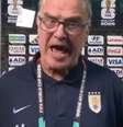 Bielsa se irritou após eliminação do Uruguai - Reprodução de TV Foto: Jogada10