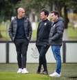 Foto: Júlio César, Fernando Diniz e Marcelo Paz ( Rodrigo Gazzanel/Agência Corinthians) / Gávea News