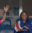 Mãe do goleiro Vozinha comemora classificação de Cabo Verde na Copa do Mundo  Foto: Reprodução/CazeTV