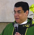 Padre Chrystian Shankar é escritor, palestrante e reitor Santuário São Frei Galvão, em Minas Gerais  Foto: Reprodução/Redes sociais