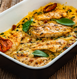 Frango cremoso com espinafre e tomate seco Foto: Jacek Chabraszewski | Shutterstock / Portal EdiCase