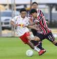 São Paulo luta, mas não sai do zero em jogo-treino como Bragantino. Rubens Chiri / Perspectiva Foto: Jogada10