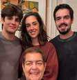Esposa de Faustão se emociona ao falar sobre saúde de Faustão aos 76 anos, após 4 transplantes: 'Se não tivesse...'.  Foto: Reprodução/Instagram, @lucard / Purepeople