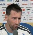 Lionel Messi terminou a partida com galo na cabeça  Foto: Reprodução/CazéTV