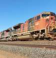 Sete quilômetros e pouco e 682 vagões: o trem mais longo da história nasceu em 2001 e, desde então, ninguém o superou. Foto: Xataka