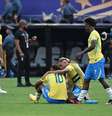 O jogador Neymar, do Brasil, lamenta derrota para a Noruega ao final da partida válida pelas oitavas de final da Copa do Mundo disputada em East Rutherford Nova Jersey, perto de Nova York, nos Estados Unidos, neste domingo, 5 de julho de 2026.   Foto: ALEXANDRE BRUM/ENQUADRAR/Estadão Conteúdo