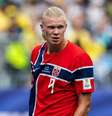 Haaland foi decisivo para a vitória da Noruega sobre o Brasil –  Foto: Dan Mullan/Getty Images / Jogada10