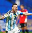 Lionel Messi pode se tornar o maior artilheiro pela Argentina em uma única Copa do Mundo.  Foto: Evrim Aydin/Anadolu via Getty Images / BBC News Brasil