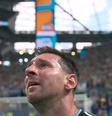 Lionel Messi chora após classificação emocionante da Argentina  Foto: Reprodução/CazéTV