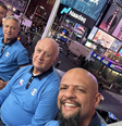 André Rizek, Paulo Nunes, Luiz Felipe Scolari e Felipe Melo posam no estádio na Times Square, em Nova York  Foto: Reprodução/Instagram/sportv