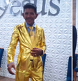 Pastor flagrado todo de dourado em igreja evangélica em Porto Velho (RO) viraliza nas redes sociais  Foto: Reprodução/Instagram/@luciane821