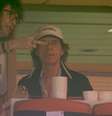 Mick Jagger esteve no estádio de Miami para torcer pela Inglaterra  Foto: Reprodução/CazéTV
