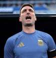 Scaloni acredita que Argentina precisa recuperar o equilíbrio neste mata-mata –  Foto: Kyle Rivas/Getty Images / Jogada10