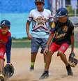 Uma das principais escolas de formação de jogadores de beisebol da Venezuela foi atingida pelos terremotos de 24/06  Foto: Juan BARRETO / AFP via Getty Images / BBC News Brasil