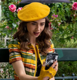 Nem Samba, nem Gazelle: os novos tênis da Adidas na cor 'crème brûlée' são os mais confortáveis e chiques; estou viciado em usá-los com jeans largo nos dias frios. Foto: Divulgação, Netflix / Purepeople