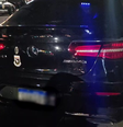 O homem dirigia uma Mercedes com giroflex ligado similar a uma viatura  Foto: Reprodução