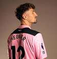 Thomas Meunier estava livre no mercado antes de acertar com o Sunderland - Foto: Divulgação/Sunderland / Jogada10