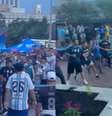 Violência marca festa da torcida argentina antes de duelo com a Inglaterra na Copa  Foto: Reprodução/X/@Iren_Taboada
