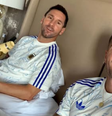 Lionel Messi e Rodrigo de Paul posam juntos   Foto: Reprodução/Instagram/Rodrigo De Paul