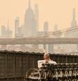 Fumaça dos incêndios florestais do Canadá causa uma atmosfera enevoada em 16 de julho de 2026, em Nova York.  Foto: RFI