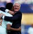Mbappé e Deschamps em jogo da Copa do Mundo  Foto: Tullio Puglia - FIFA/FIFA via Getty Images