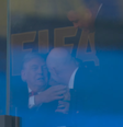 Ronaldo leva taça da Copa do Mundo até Trump  Foto: Reprodução/Youtube/Cazé TV