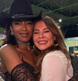 IZA e Paolla Oliveira na festa julina da Imperatriz Leopoldinense  Foto: Instagram/Reprodução