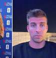 Ferran Torres tira foto com Shakira após receber o prêmio de melhor da partida na final e internet brinca com Piqué, ex-marido da cantora.  Foto: Reprodução/ Redes Sociais