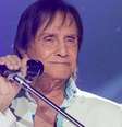 Cantor Roberto Carlos, de 85 anos, passará por cirurgia para retirada da vesícula.  Foto: Billboard Brasil