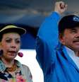 Daniel Ortega e sua esposa Rosario Murillo. Mudanças nas leis do país ampliaram poderes do casal  Foto: Getty Images / BBC News Brasil