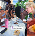 Gente como a gente? Virgínia dá passadinha em São Gonçalo, cidade natal de Vini Jr., para churrasco 'raiz' e dispara: 'Pão com ovo é top 3'.  Foto: Reprodução/Instagram, AgNews / Purepeople