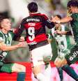 Foto: Pedro em ação durante Chapecoense x Flamengo ( Reprodução/Flamengo) / Gávea News