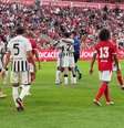 De falta, Miretti fez o gol da Juventus sobre o Standart Liege - Foto: Reprodução / Jogada10