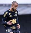 Mayke quer deixar o Santos e dar sequência à carreira Foto: Raul Baretta / Santos FC / Jogada10