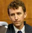 Patrick Clancy no banco de testemunhas do Tribunal Superior de Plymouth, em Massachusetts  Foto: Reuters / BBC News Brasil