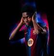 Foto: Divulgação - Legenda: Jesse Bisiwu é anunciado pelo Barcelona após longa negociação / Jogada10